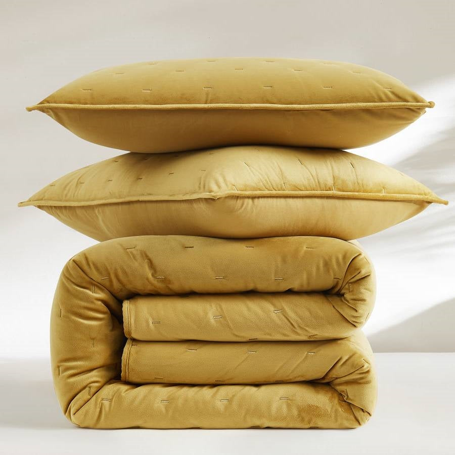 King/CAL King Size 3-Piece Mustard Yellow Velvet Embroidered Super Soft Quilt Set